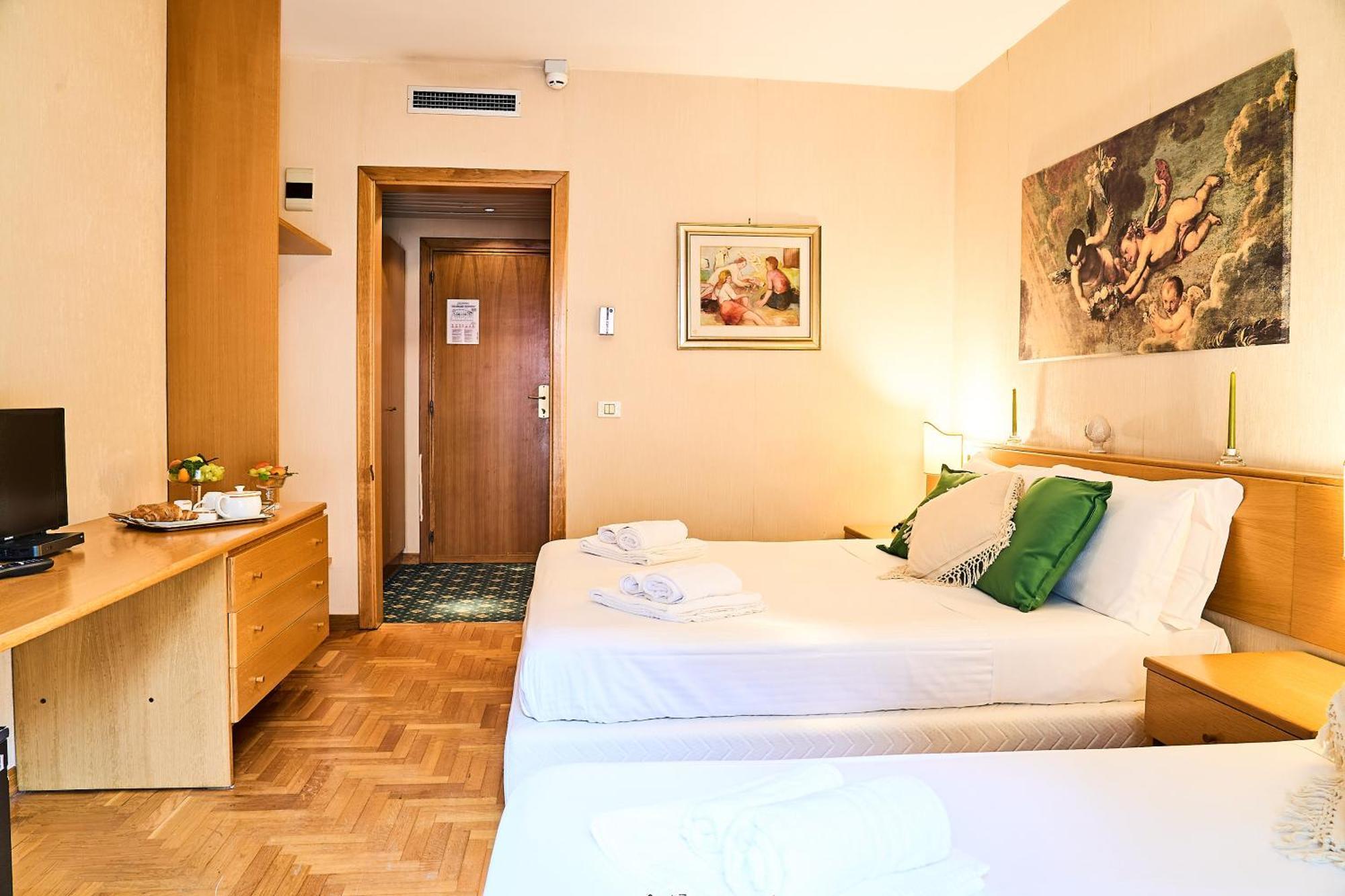 Hotel Camigliatello Camigliatello Silano Exteriör bild
