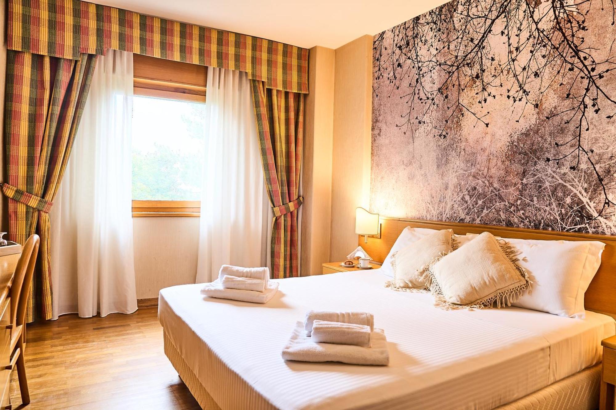 Hotel Camigliatello Camigliatello Silano Exteriör bild