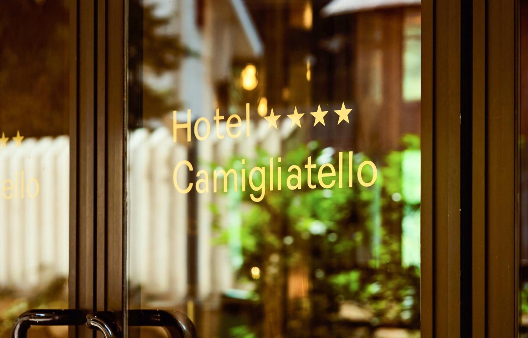 Hotel Camigliatello Camigliatello Silano Exteriör bild